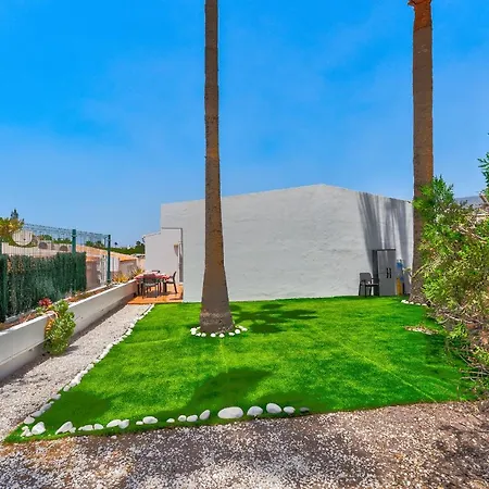With Garden In Island Village Apartment