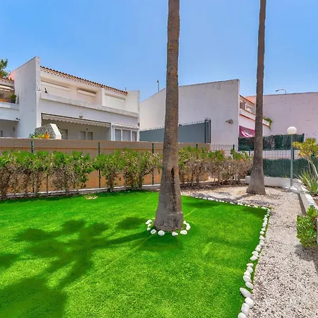 Appartement With Garden In Island Village Costa Adeje (Tenerife)